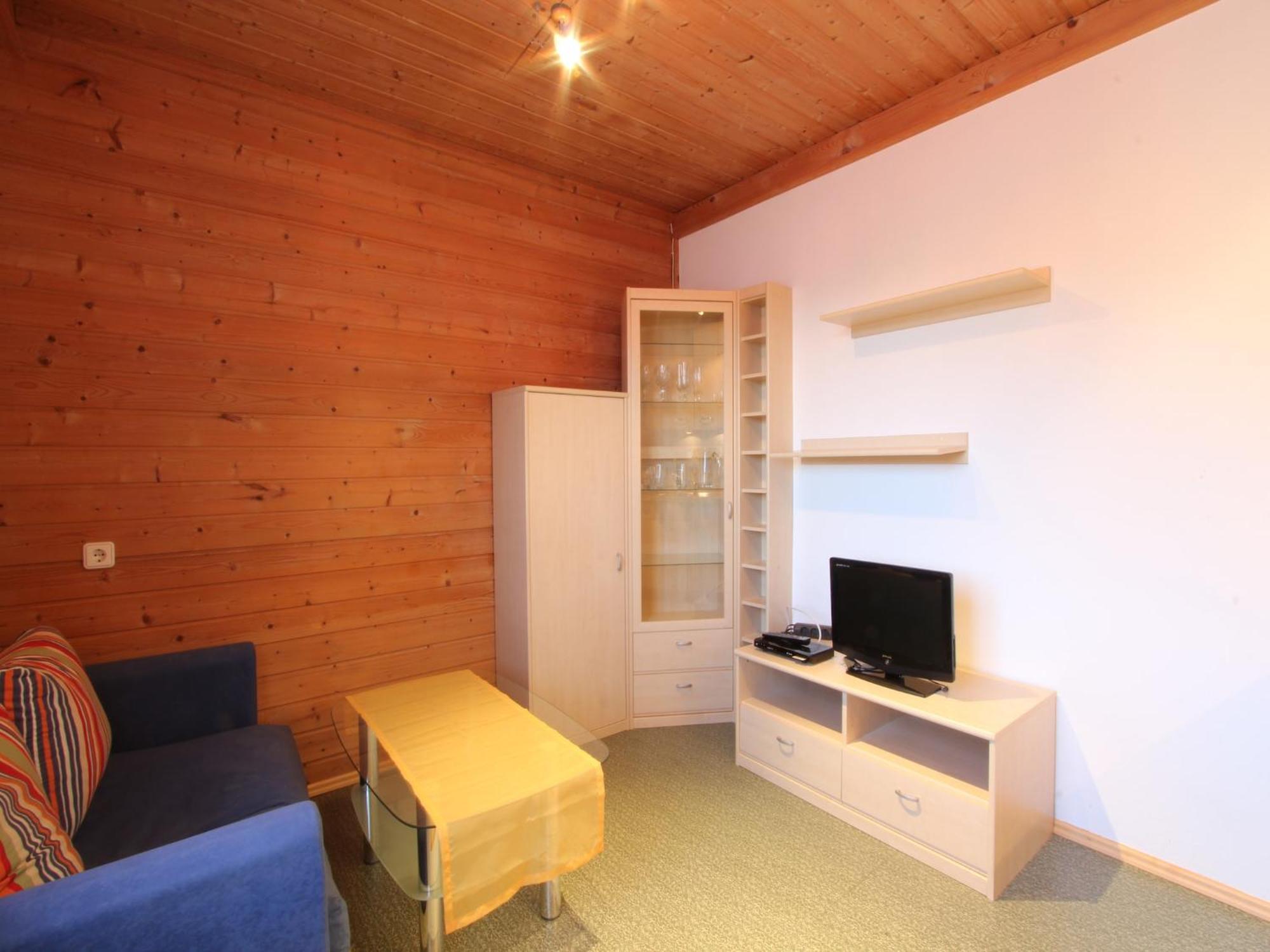 Spacious Near Area In