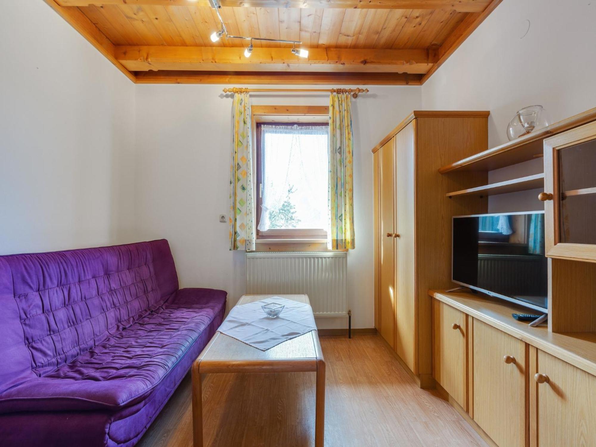 Spacious Near Area In